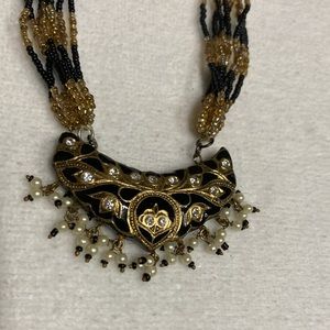 Black & Gold Glimmer